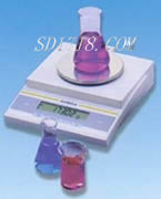 �е¾�����ƽ,3100g,0.1g